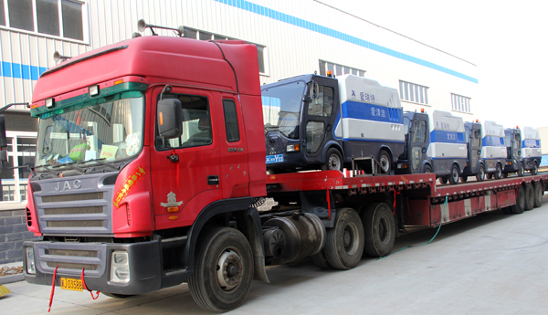 熱烈慶祝我司新產(chǎn)品Y11儲(chǔ)運(yùn)車進(jìn)駐河北唐山萬達(dá)廣場(chǎng)