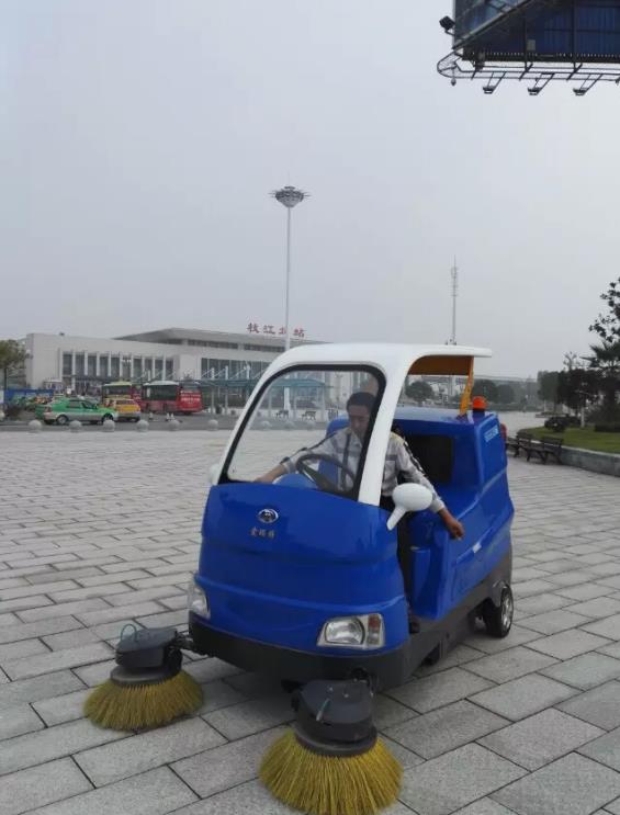 【企業(yè)快訊】S18掃地車(chē)，掃出新“凈”界